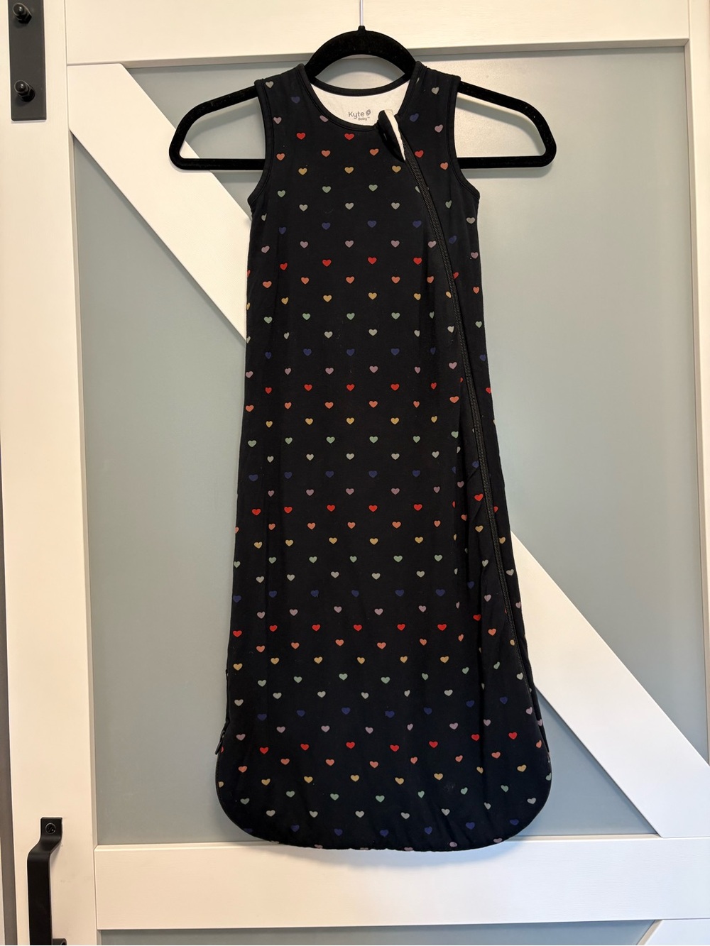 Kyte BABY- Black/ hearts pattern 1.0 TOG sleep sack